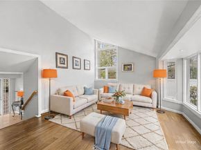 8 Central Park Road, Plainview NY 11803