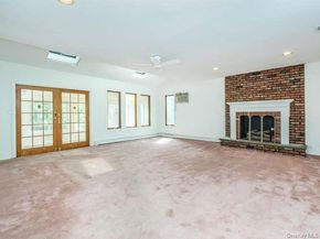 53A Grove Street, Glenwood Landing NY 11547