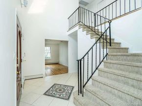 53A Grove Street, Glenwood Landing NY 11547