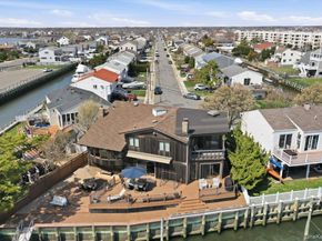 648 Nassau Avenue, Freeport NY 11520