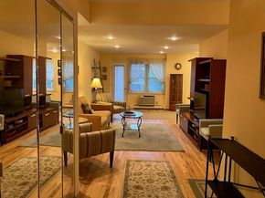 20 Chapel Place 2G, Great Neck NY 11021