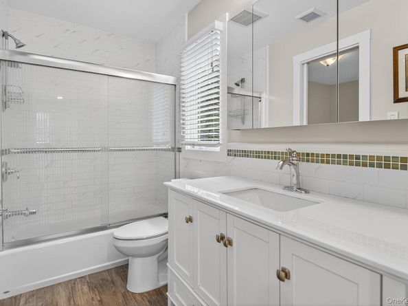 1A Briarwood Drive, Huntington NY 11743