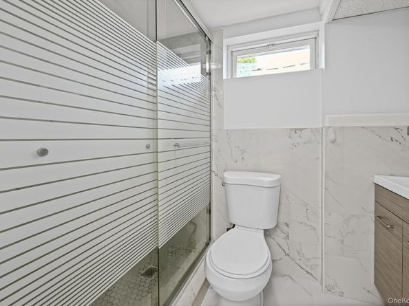 96 S Windhorst Avenue, Bethpage NY 11714