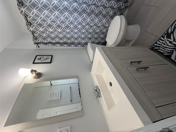 96 S Windhorst Avenue, Bethpage NY 11714