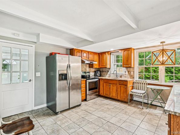 4 Poplar Avenue, Stony Brook NY 11790