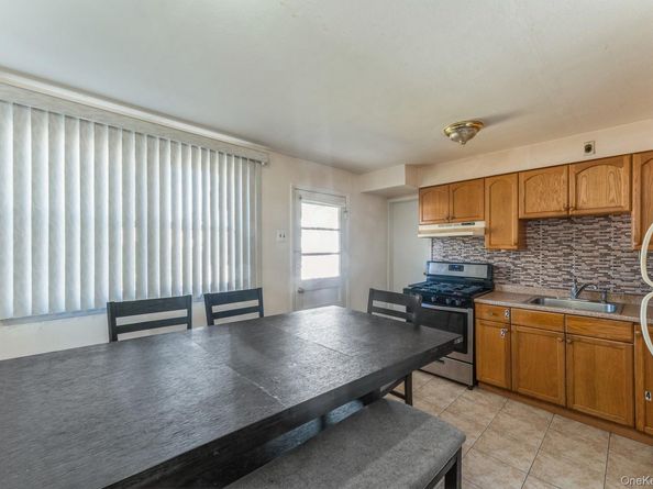 220 Elzey Ave., Elmont NY 11003