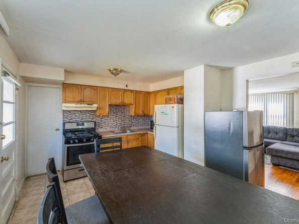 220 Elzey Ave., Elmont NY 11003