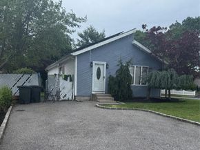 268 Haven Avenue, Ronkonkoma NY 11779
