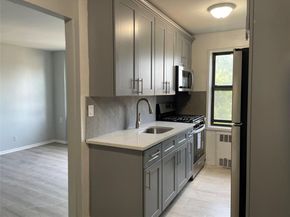 2 Fisher Drive 307, Mount Vernon NY 10552