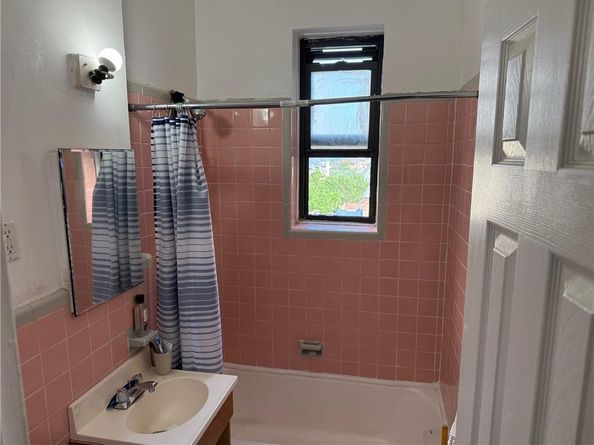 128-11 Newport 4C, Rockaway Park NY 11694