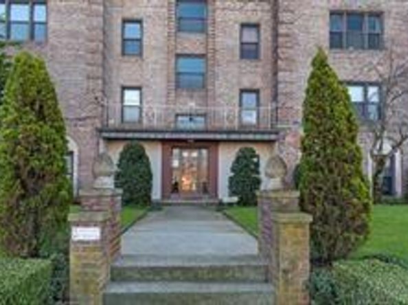 128-11 Newport 4C, Rockaway Park NY 11694