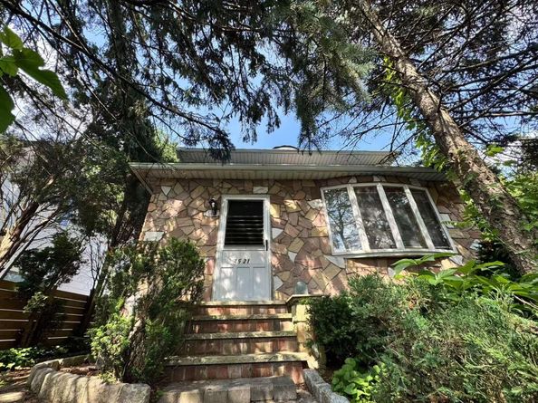 4521 248th Street, Little Neck NY 11362