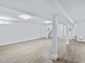 23 Flower Lane, New Hyde Park NY 11040
