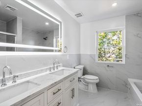 23 Flower Lane, New Hyde Park NY 11040