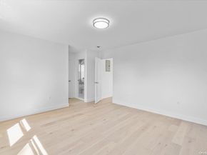 23 Flower Lane, New Hyde Park NY 11040