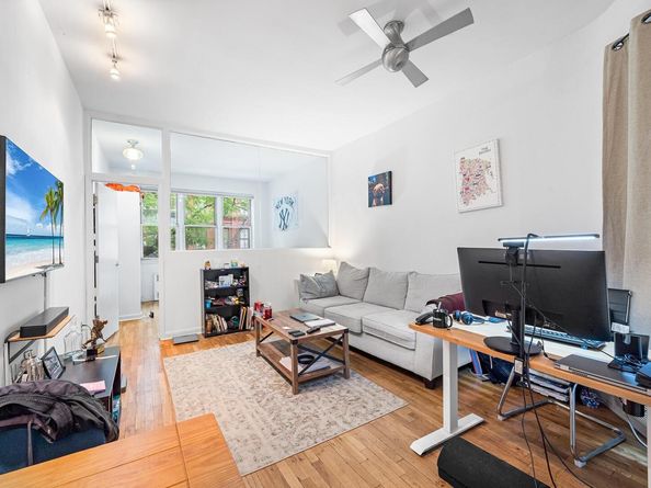 313 E 89th Street 2C, New York (Manhattan) NY 10128