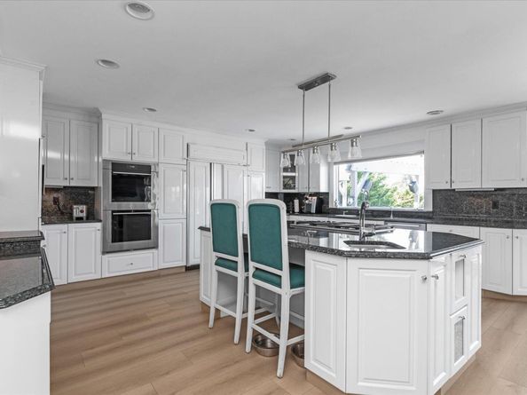 2940 Lee Place, Bellmore NY 11710
