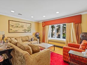 157 Birch Dr, Manhasset Hills NY 11040