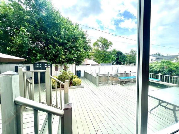 11 Pearl Street, North Woodmere NY 11581