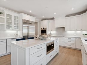 46 Plainview Road, Woodbury NY 11797