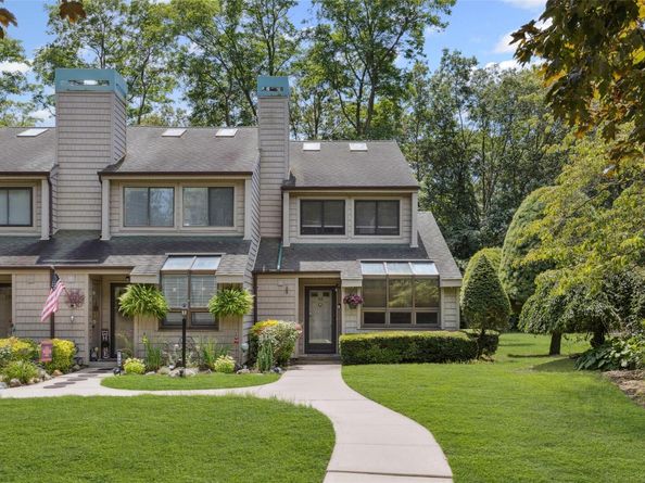 113 Beecher Ave. Extension 113, East Islip NY 11730