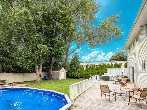 50 Wildwood Avenue, Deer Park NY 11729