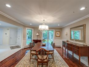 7 Wood Path Drive, Northport NY 11768