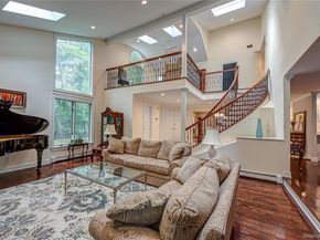7 Wood Path Drive, Northport NY 11768
