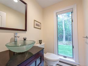 7 Wood Path Drive, Northport NY 11768