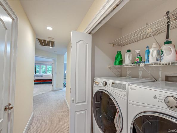 7 Wood Path Drive, Northport NY 11768