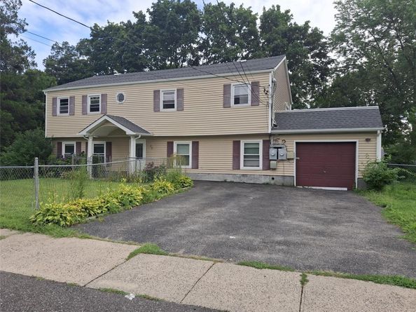 72 Centerwood Street, West Babylon NY 11704