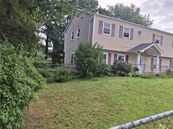 72 Centerwood Street, West Babylon NY 11704