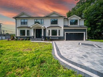 17 Park Drive East