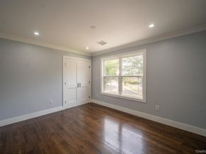 17 Park Drive East, Syosset NY 11791