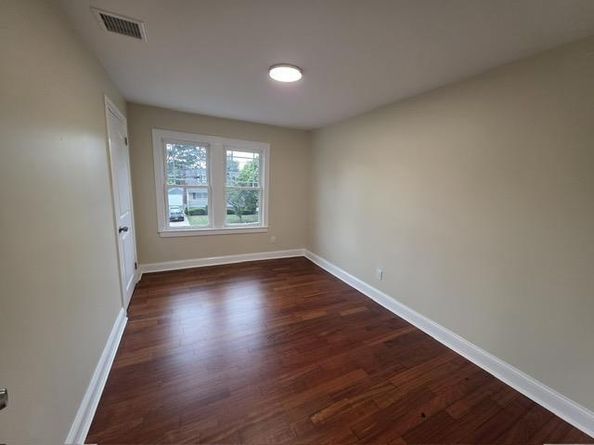 55 Southside Avenue, Freeport NY 11520