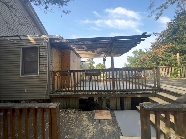 159 Rosewood Road, Kings Park NY 11754