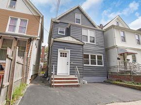 4434 Carpenter Avenue, Bronx NY 10470