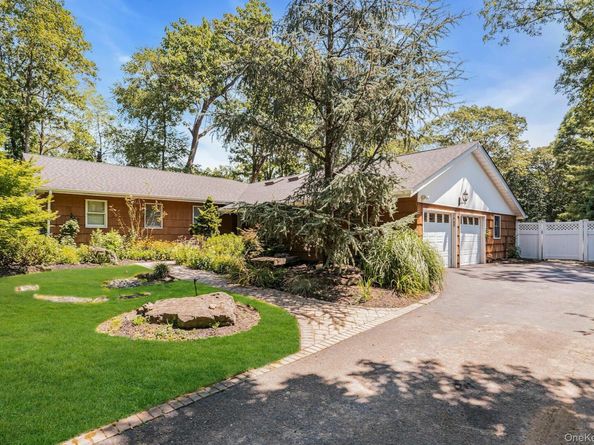38 Arista Drive, Dix Hills NY 11746