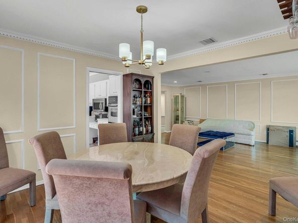 38 Arista Drive, Dix Hills NY 11746