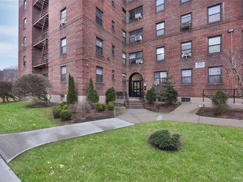 26-19 141st Street