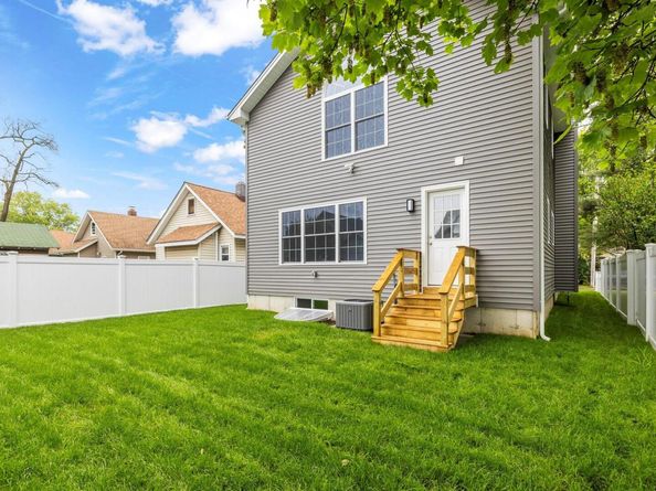 1850 Voshage Street, Baldwin NY 11510