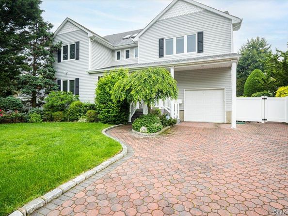 1360 Powell Avenue, Merrick NY 11566