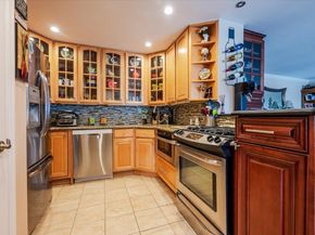 26 W Broadway Penthouse 1002, Long Beach NY 11561