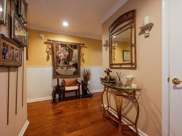 26 W Broadway Penthouse 1002, Long Beach NY 11561