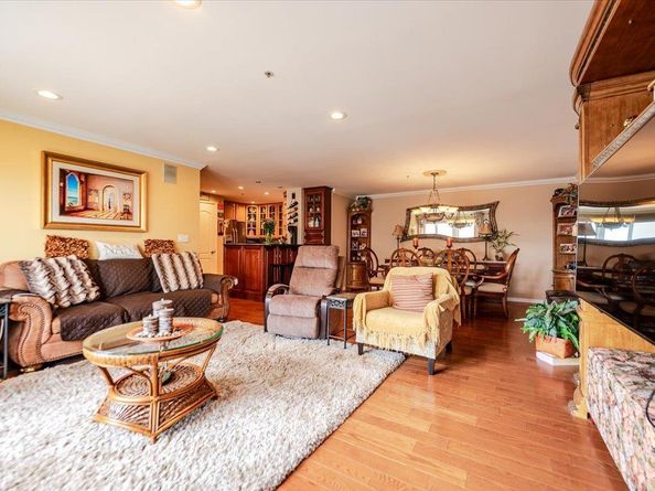 26 W Broadway Penthouse 1002, Long Beach NY 11561