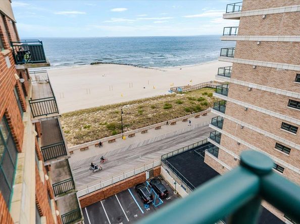 26 W Broadway Penthouse 1002, Long Beach NY 11561