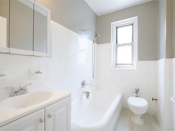 19 William Street 3G, Mount Vernon NY 10552