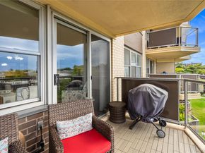 17-85 215th Street 4B, Bayside NY 11360