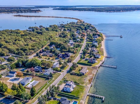 55 + 70 Peconic Avenue, Shelter Island NY 11964
