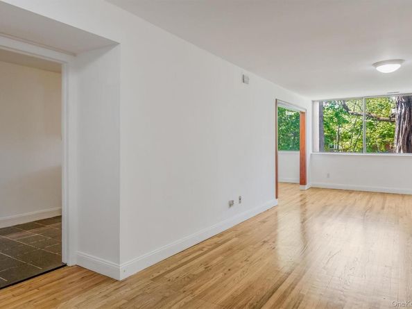523 Colony Drive, Hartsdale NY 10530